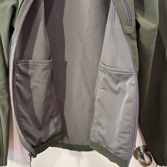 Black Diamond Large (L) Two Toned Olive Green Jacket - Picture 4 of 6